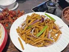 -老街烧烤大排档·地道湖北菜·龙虾馆(汉口火车站店)