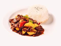 红烧牛肉盖烧饭-中国兰州牛肉拉面