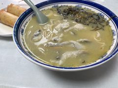 小胃口黄鱼面（熟客专享）-明呈黄鱼面馆(斜土路店)