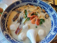 极品鱼头皇-山外山菜馆(玉泉路店)