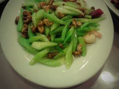 西芹腰果虾仁-添福来墨鱼饺子 · 海鲜东北菜(大连星海·黄浦路店)