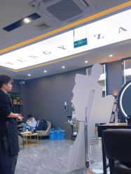 -藤野造型烫染·漂发