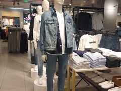 -H&M(华润万象城店)