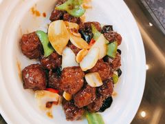 焦溜丸子-鸿运楼烤鸭店(天桥店)