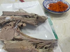-尕有炕锅烤羊肉