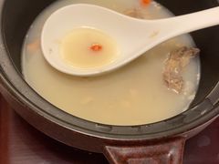 -粤尚腾香居中餐厅(首都机场希尔顿店)