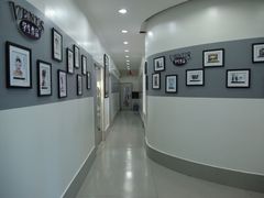 学员作品墙-维纳斯化妆摄影学校