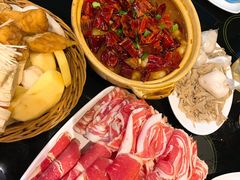 -锅色天香(巴士底区店)