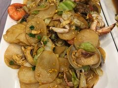 海鲜炒年糕-金海湾海鲜排档(朱家尖店)