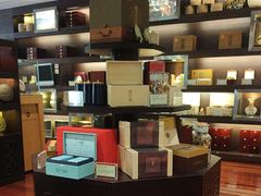 -七彩云南庆沣祥茶庄(金融街店)