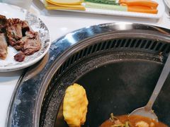-哈尔滨烧烤·山河村铁锅炖(交大店)