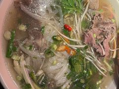 -大头虾越式风味餐厅(光明广场店)