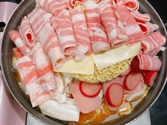 -炙韩料理·部队锅专门店