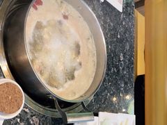 -一席地·本地鸡窝·杭帮鸡火锅(萧山银隆百货店)