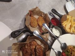 -必胜客(威高广场店)