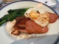 特色三宝饭-香港新曜记茶餐厅(万泰城店)