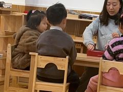 -婴智贝佳蒙特梭利早教托育中心(杨浦店)