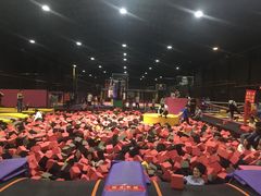-嘿哟动霸CHUA·新潮玩运动娱乐中心·蹦床滑冰团建乐园