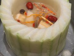 -得意咚瓜·顺德鱼生·冬瓜火锅(深圳首店)