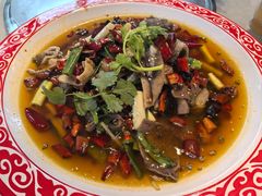 -牟记江湖重庆地标特色菜鱼蛋海鲜羊蝎子(巴南区黑金冠十多年好店)