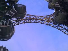 -影汇之星8字形摩天轮