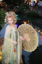 -一揽芳华汉服旗袍体验馆(拙政园店)