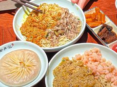 -裕兴记•蟹黄面馆(人民广场店)