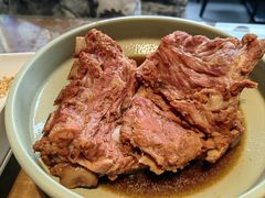 -95号酱骨·一块豆腐(展春园西路店)