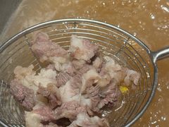 -左庭右院鲜牛肉火锅(金山万达店)