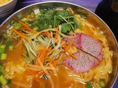 -东北饺子王(港澳广场购物中心店)