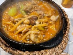 砂锅酸笋牛蛙-丽丽三鲜螺蛳粉(田林路店)