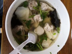 -手劲鱼丸馄饨铺(哈一百店)