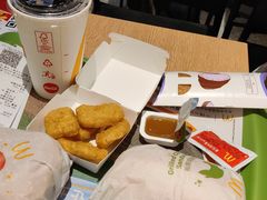 -麦当劳(徐汇漕溪北路百脑汇店)