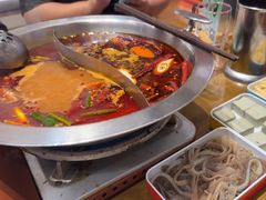 -黔哆哆地摊酸汤火锅(清湖店)