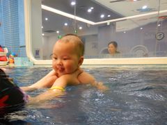 -龙格亲子游泳•水育早教运动中心