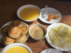-清真吴记门钉肉饼·喜多利