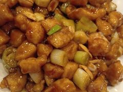 -鑫巴蜀小镇 · 水煮鱼专研店(玉桥店)