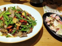 尖椒拱嘴-王妈热卤·川味馆(海昌店)