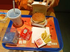 -汉堡王(西直门凯德MALL店)