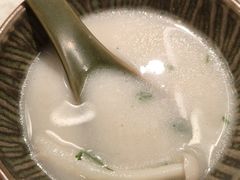 鱼汤-鲜潭蒸汽石锅鱼(五道口购物中心店)