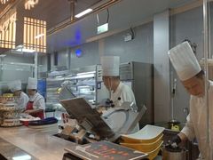 -东口码头·烧鸽子·鱼头泡饼·地方菜(金鹰悦城店)