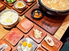 -银米·云南传统过桥米线(双廊黑金冠店)