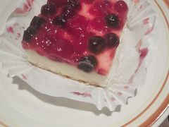 蓝莓起司蛋糕-萨莉亚意式餐厅(东川路店)