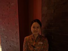 -粤尚腾香居中餐厅(首都机场希尔顿店)