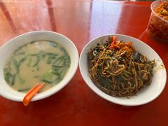 -三百碗宝应长鱼面(板仓街店)