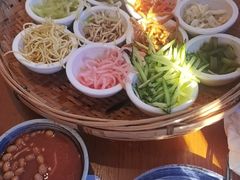 -包整·丝娃娃(一览甲秀楼风景店)