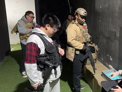 -兵魂·室内真人CS枪战俱乐部·团建·军事轰趴馆