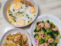 -悦芽照护月嫂+育儿嫂(杭州店)