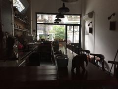 -Be Lived Cafe比例咖啡(摩天轮店)
