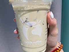 -瑞幸咖啡(尚都国际店)